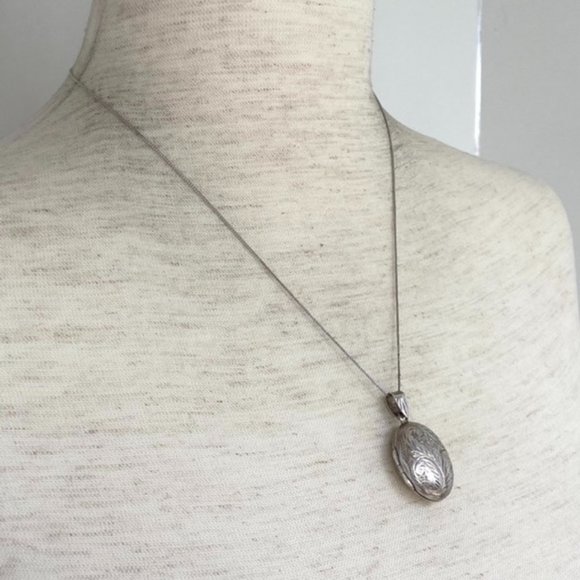 VTG Sterling Silver 925 Oval Etched Photo Locket Pendant Necklace 18" Box Chain - Picture 12 of 16